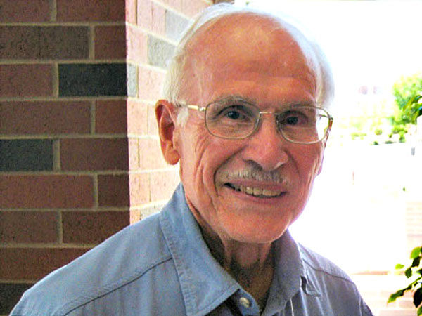 Robert Hartman (1926 - 2015), a former UC Berkeley professor of art. Credit UC Berkeley.